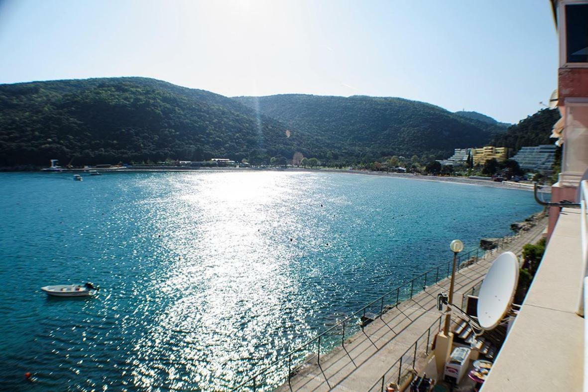 Irene Apartment By The Sea - Privat Parking Rabac Zewnętrze zdjęcie